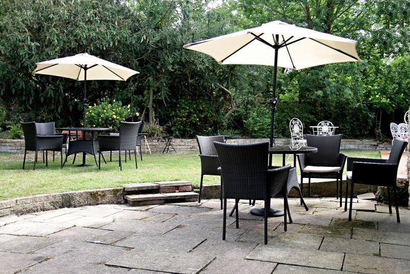 Outdoor Entertaining Areas